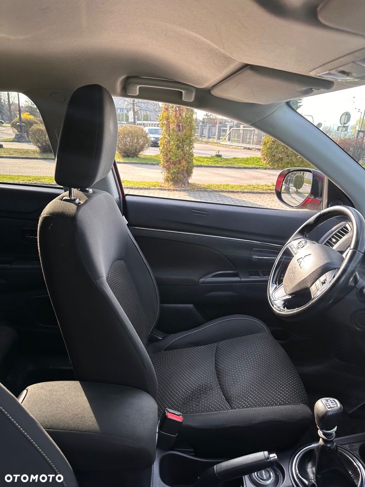 Mitsubishi ASX 1.6 DI-D 4WD Plus - 29