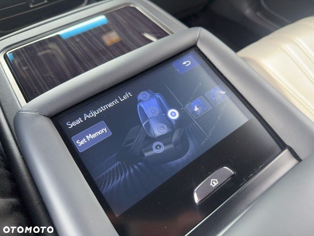 Lexus LS - 20