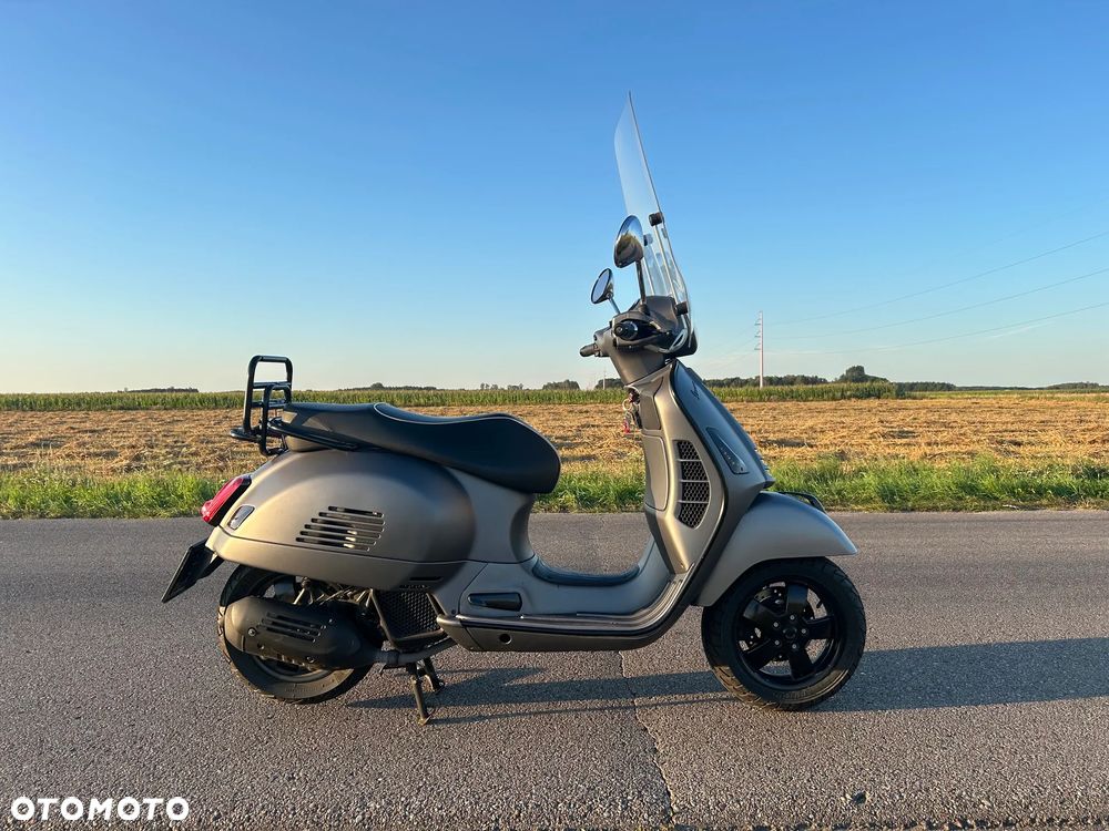 Vespa GTS - 8