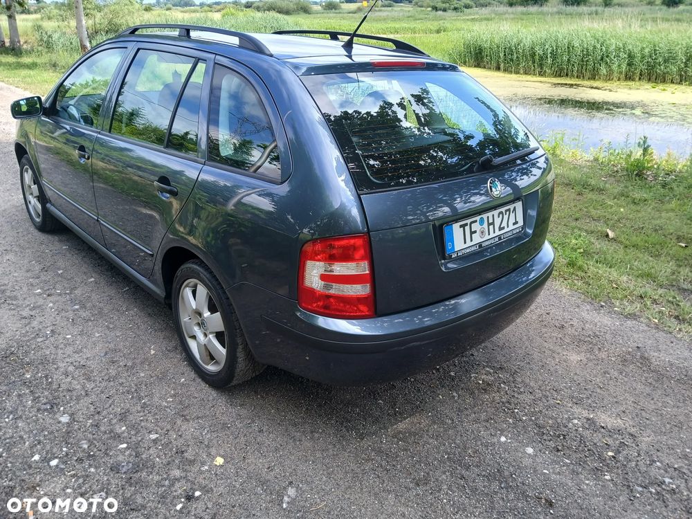 Skoda Fabia 1.4 16V Combi Comfort - 14