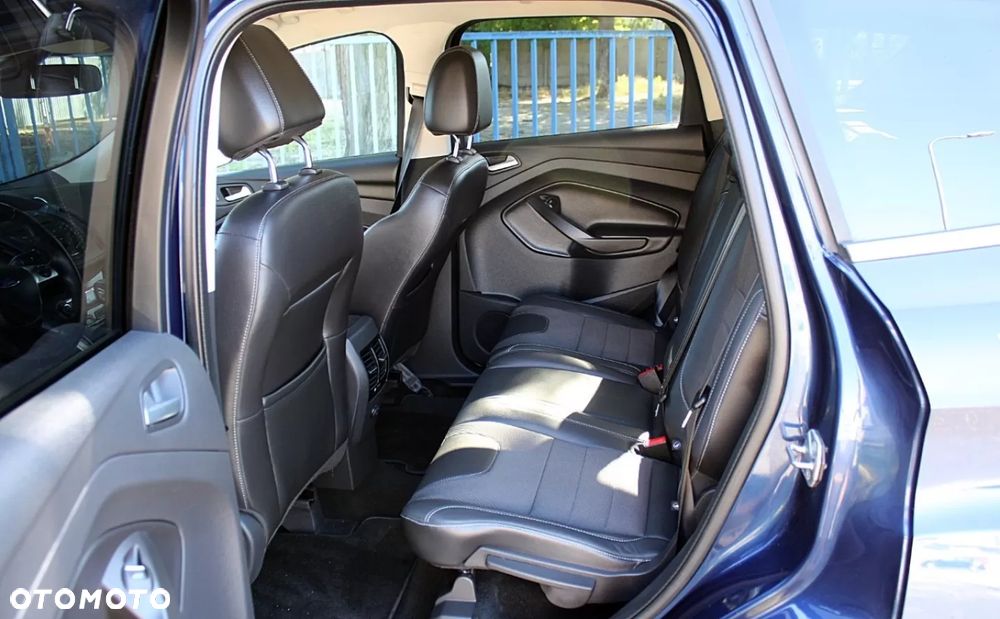 Ford Kuga - 13