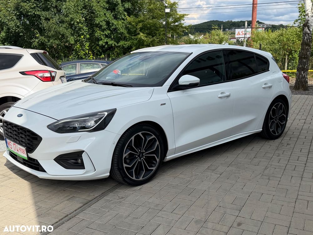 Ford Focus 1.0 EcoBoost Start-Stopp-System ST-LINE STYLE - 9