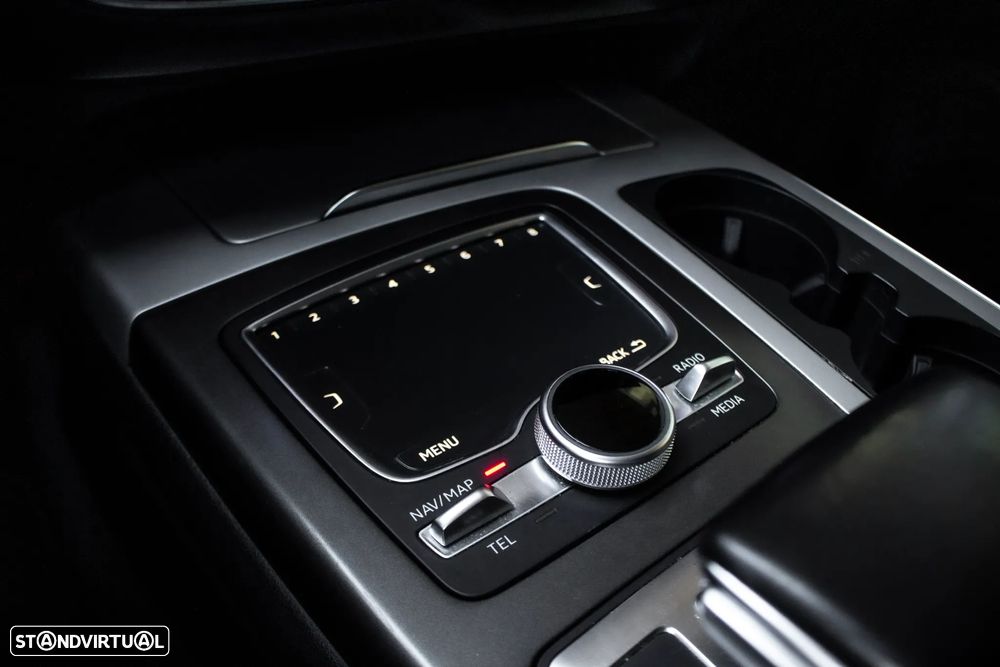 Audi Q7 3.0 TDI quattro tiptronic - 19