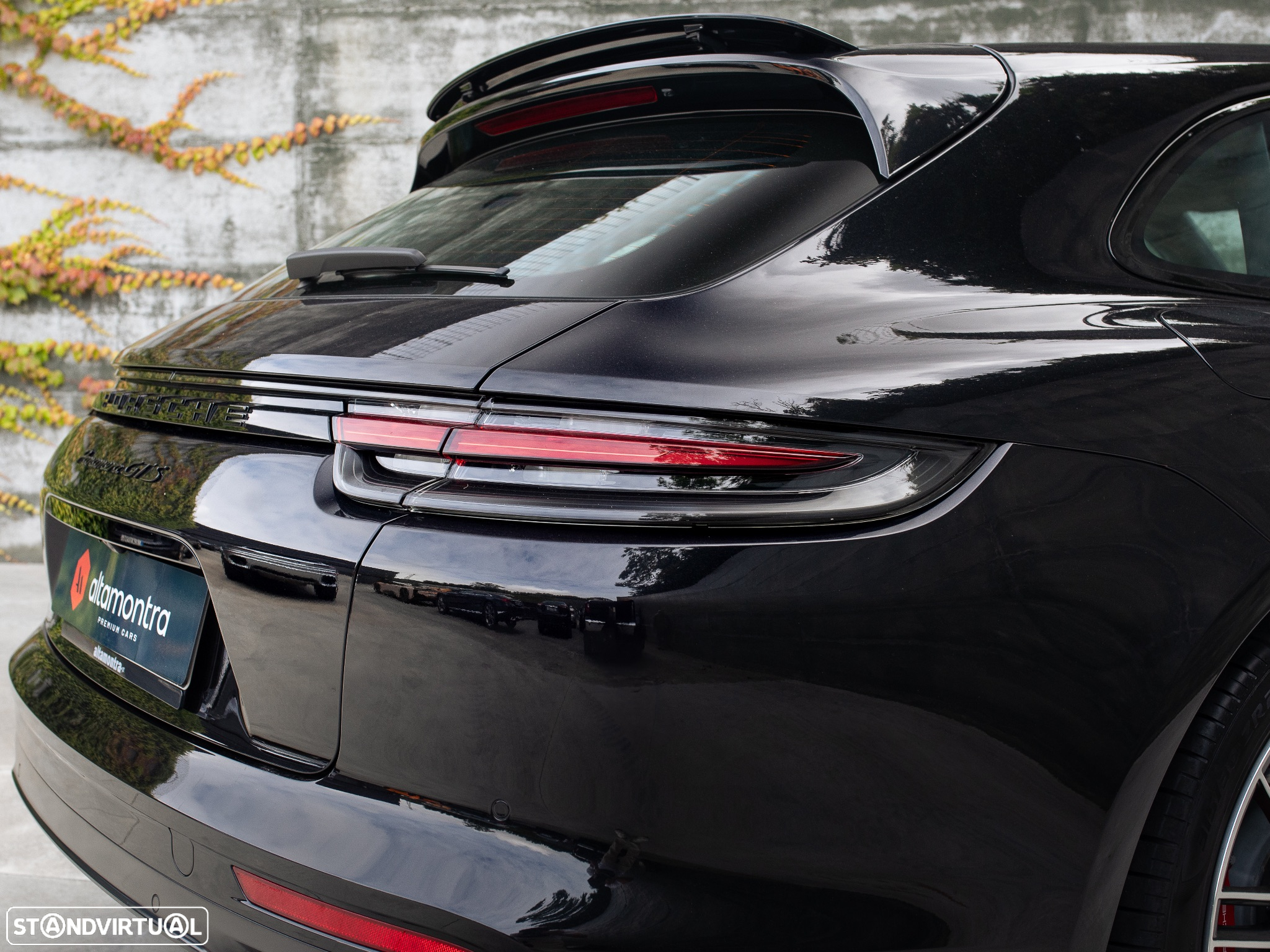 Porsche Panamera Sport Turismo GTS - 17