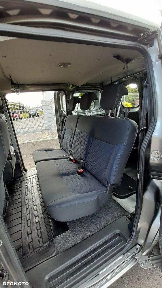 Nissan NV200 - 6