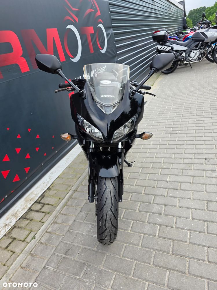 Honda CBR - 14