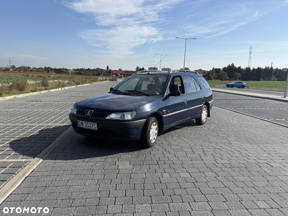 Peugeot 306