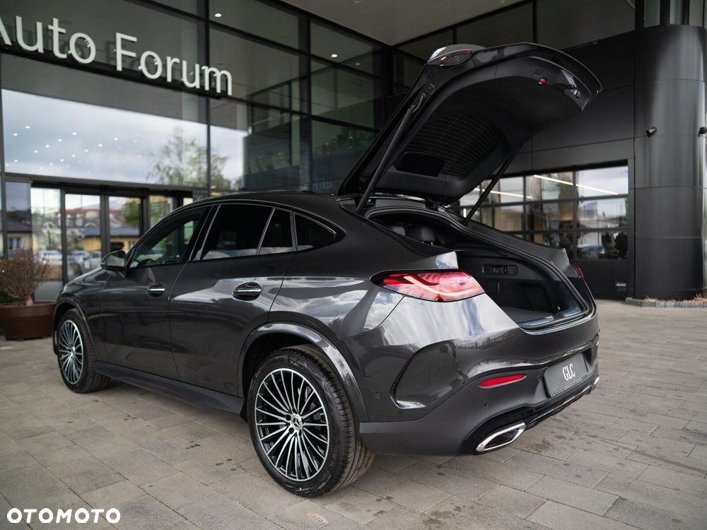 Mercedes-Benz GLC - 29