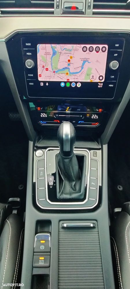 Volkswagen Passat 2.0 TDI DSG Highline - 8