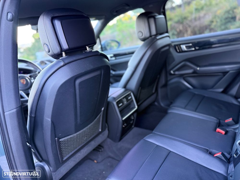 Porsche Cayenne E-Hybrid Tiptronic S Platinum Edition - 22
