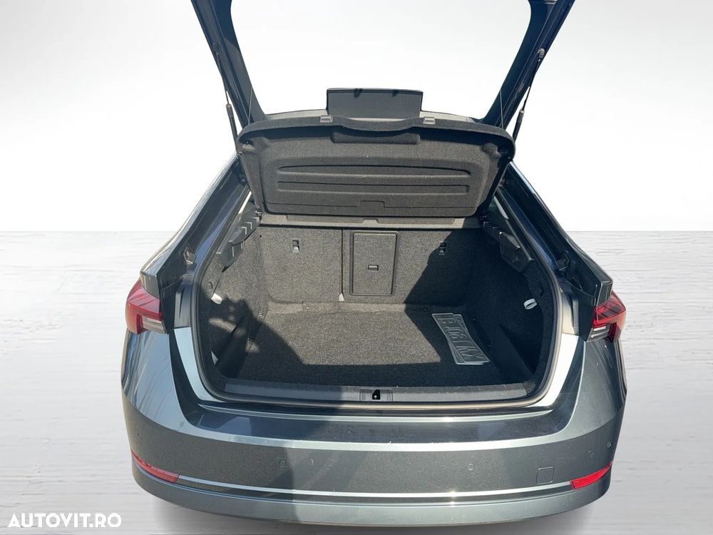 Skoda Octavia 2.0 TDI DSG 4X4 Style - 11