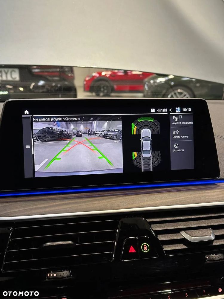 BMW Seria 5 520d xDrive - 13