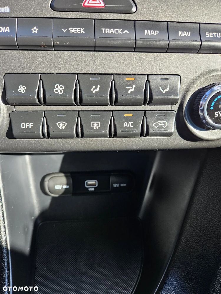 Kia Sportage 1.6 GDI Business Line L 2WD - 25