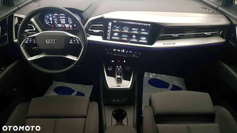 Audi Q4 e-tron - 13