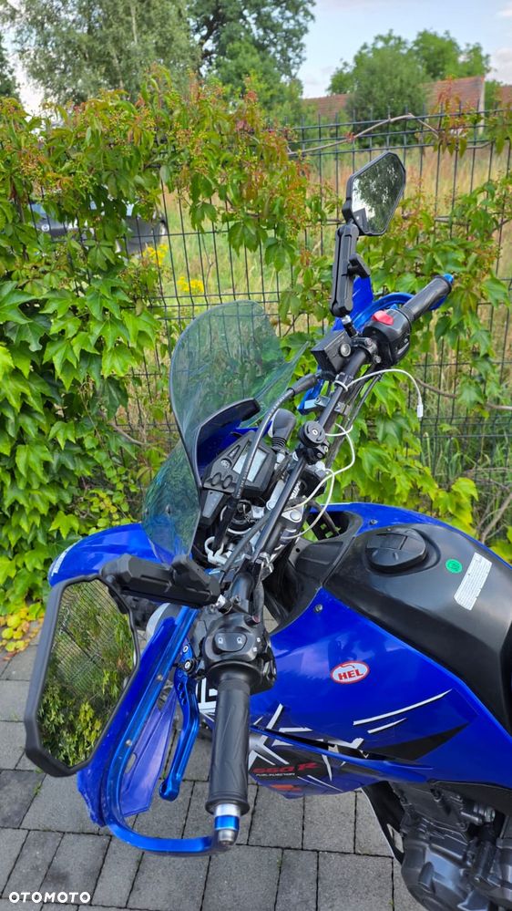 Yamaha XT - 2