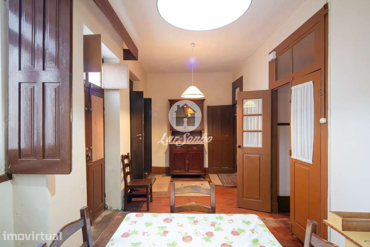 Moradia T4 para restauro no Centro Histórico da Póvoa de Varzim - Grande imagem: 3/24