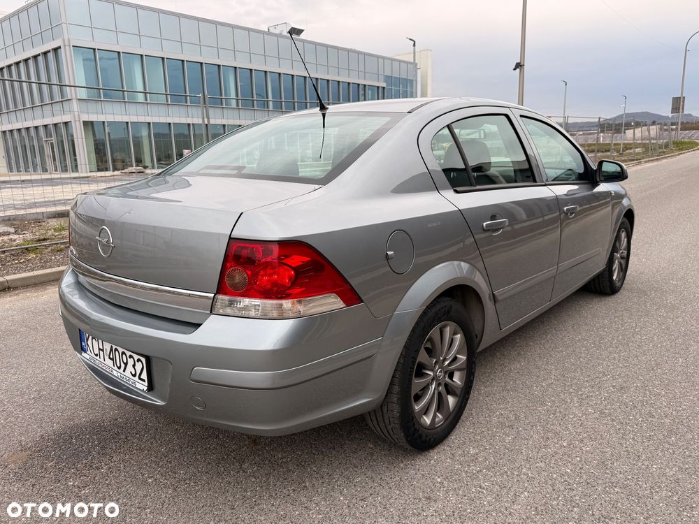 Opel Astra 1.6 Edition - 7