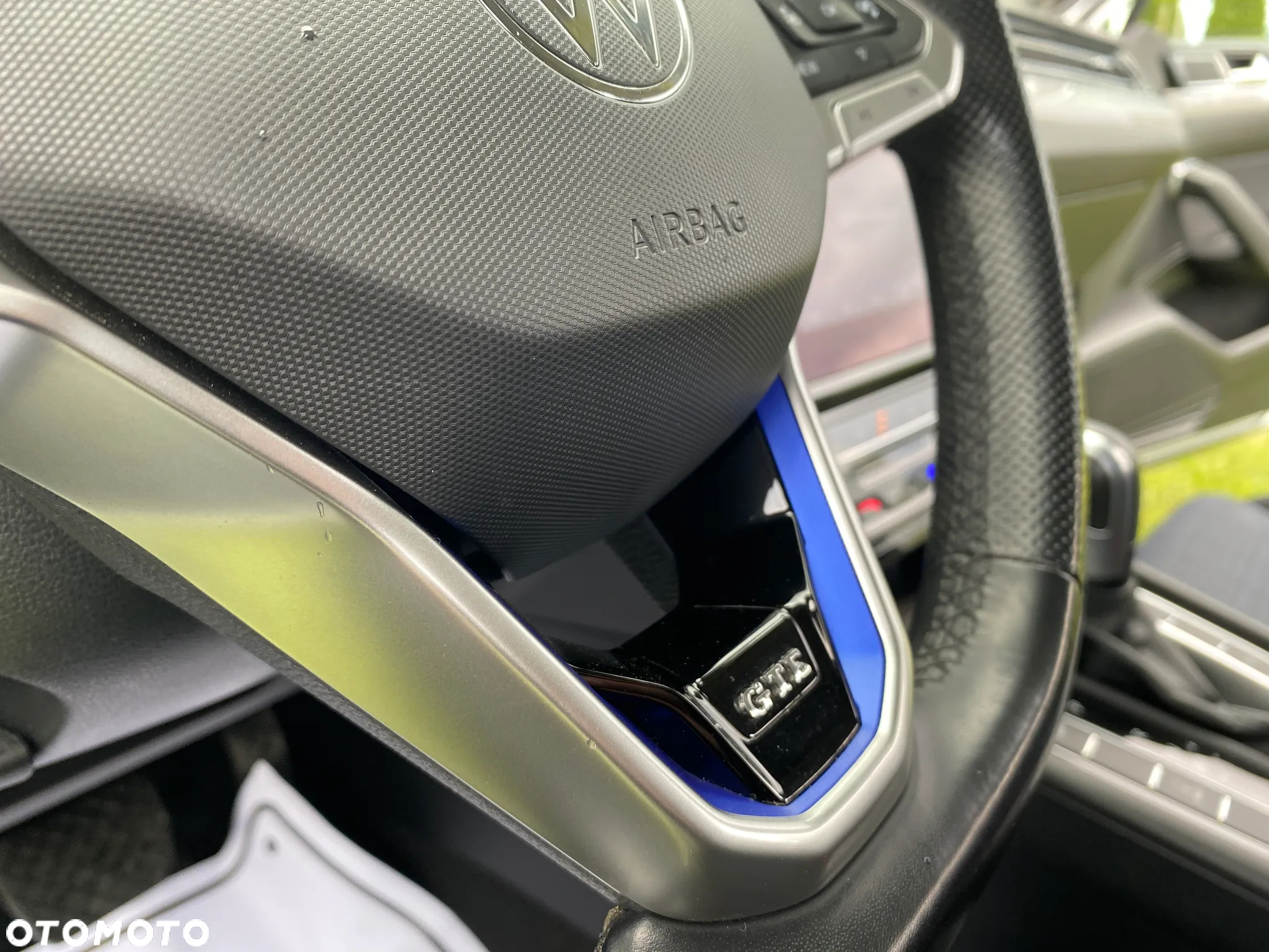 Volkswagen Passat - 31