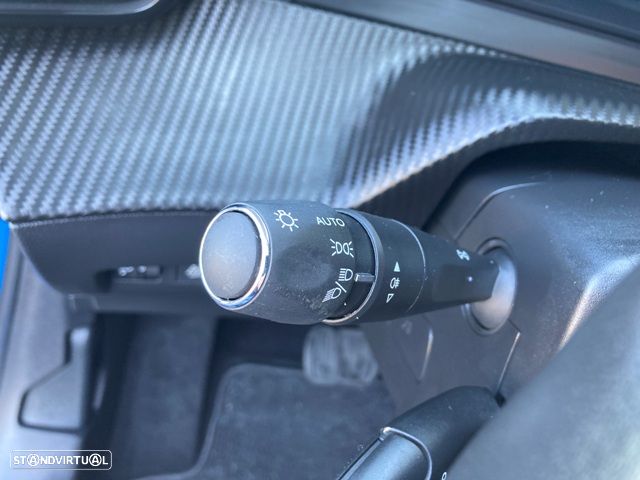 Peugeot e-208 Allure - 19