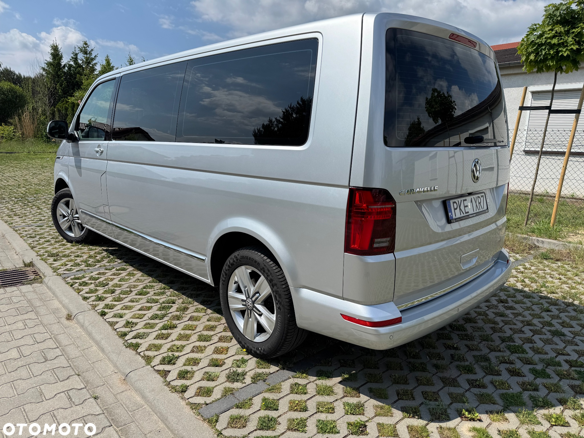 Volkswagen Caravelle 6.1 2.0 TDI L2 Comfortline DSG - 9
