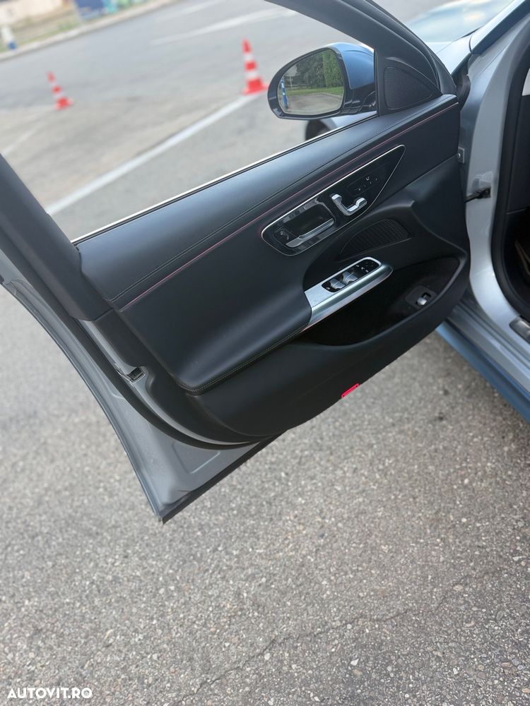 Mercedes-Benz E 220 d MHEV - 10