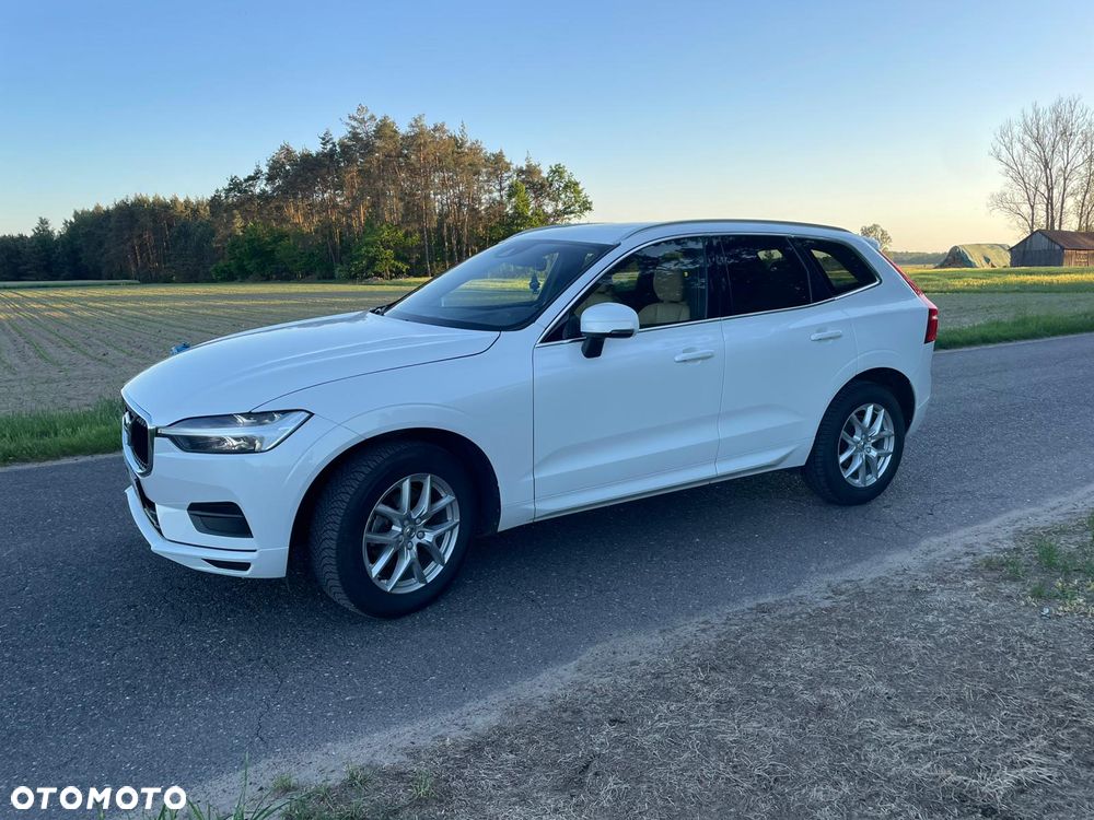 Volvo XC 60 T5 AWD Drive-E Momentum - 2