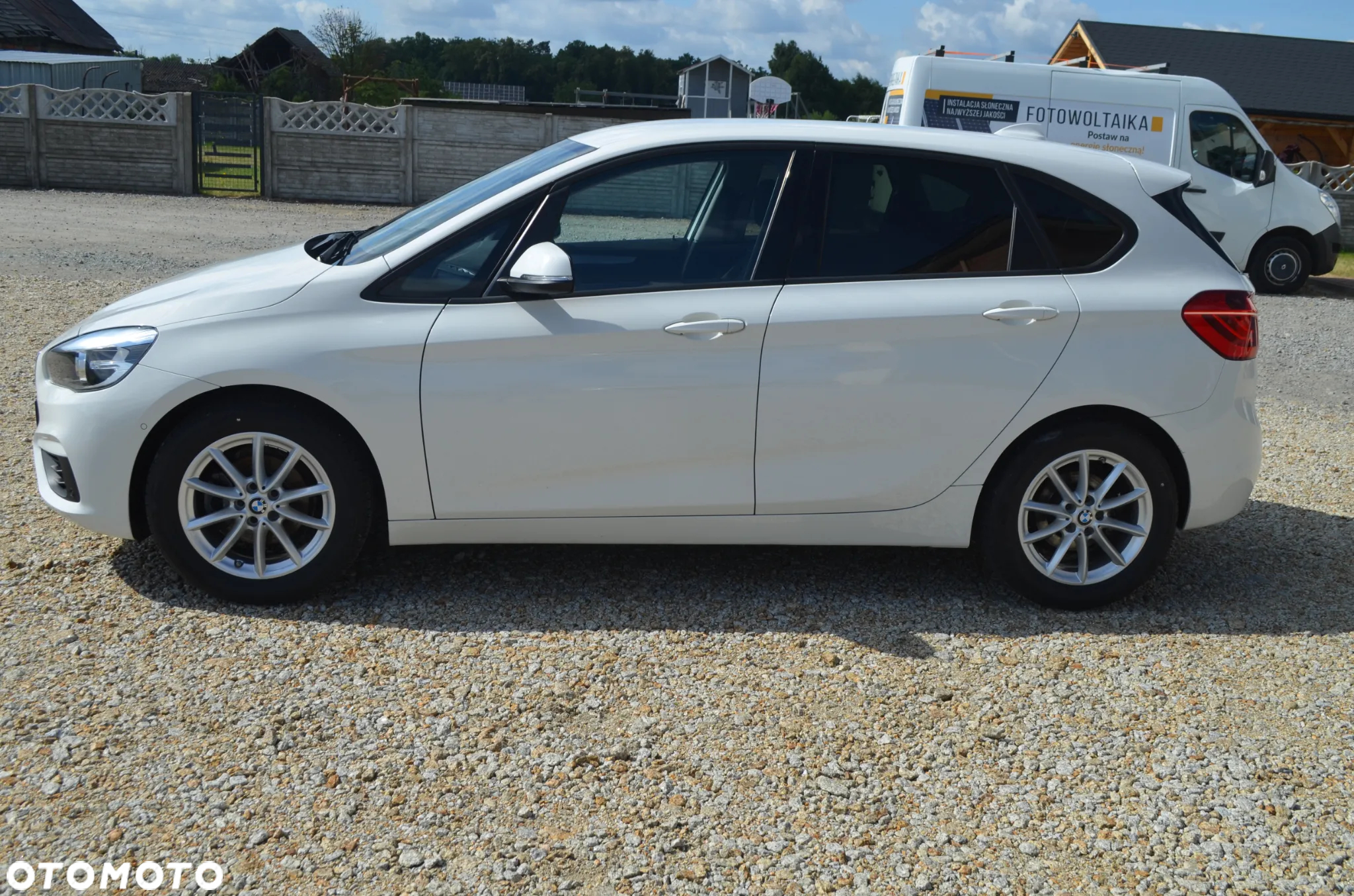 BMW Seria 2 216d - 5