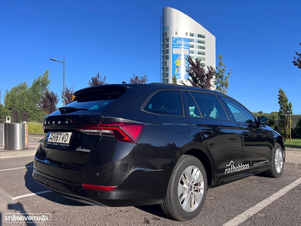 Skoda Octavia Break 2.0 TDI Style DSG - 6