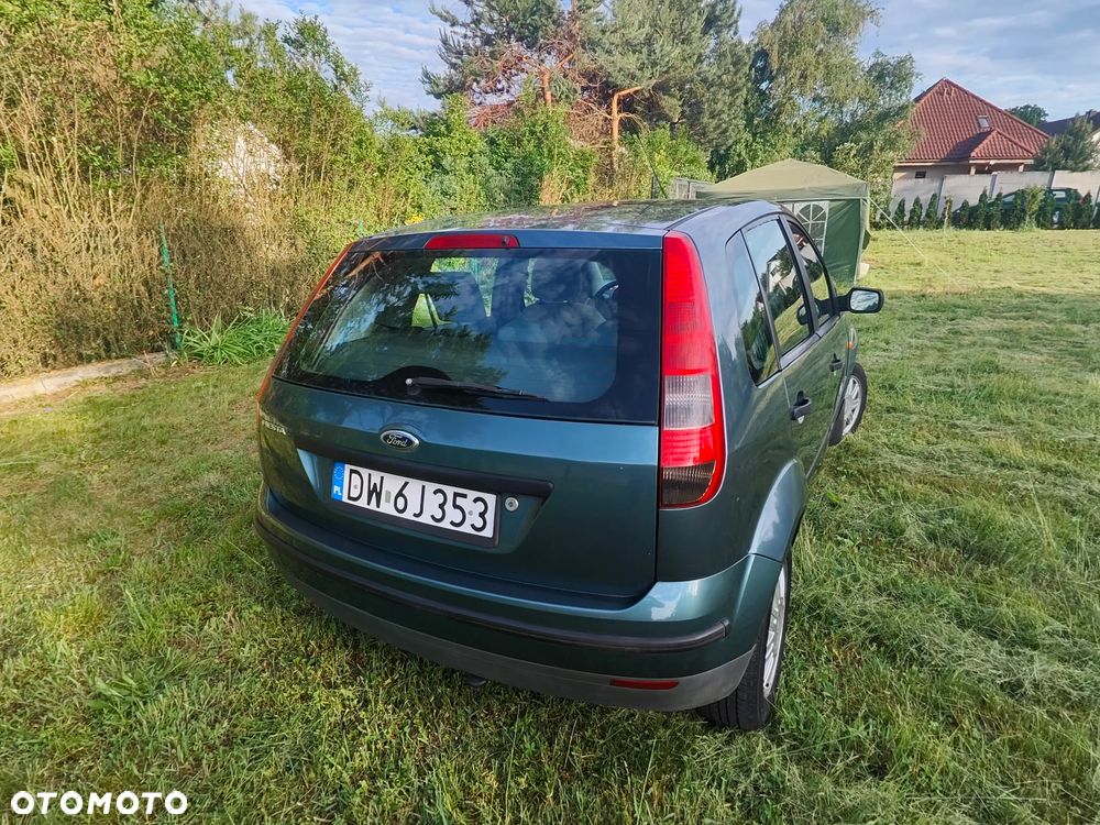 Ford Fiesta 1.4 Trend - 18