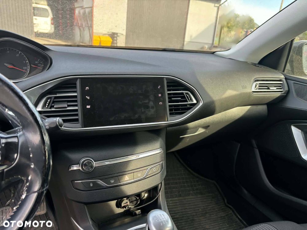 Peugeot 308 1.5 BlueHDi Active S&S - 9