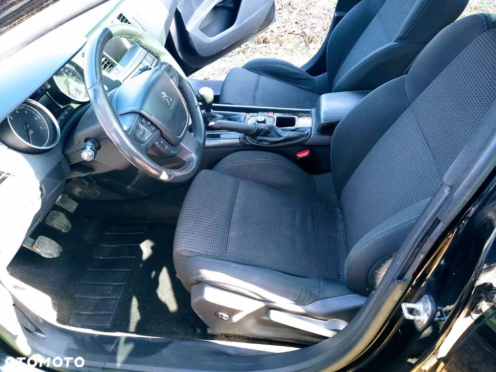 Peugeot 508 1.6 T Active - 11