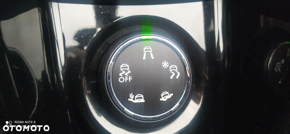 Peugeot 2008 PureTech 110 Stop&Start EAT6 GT-Line Edition - 23
