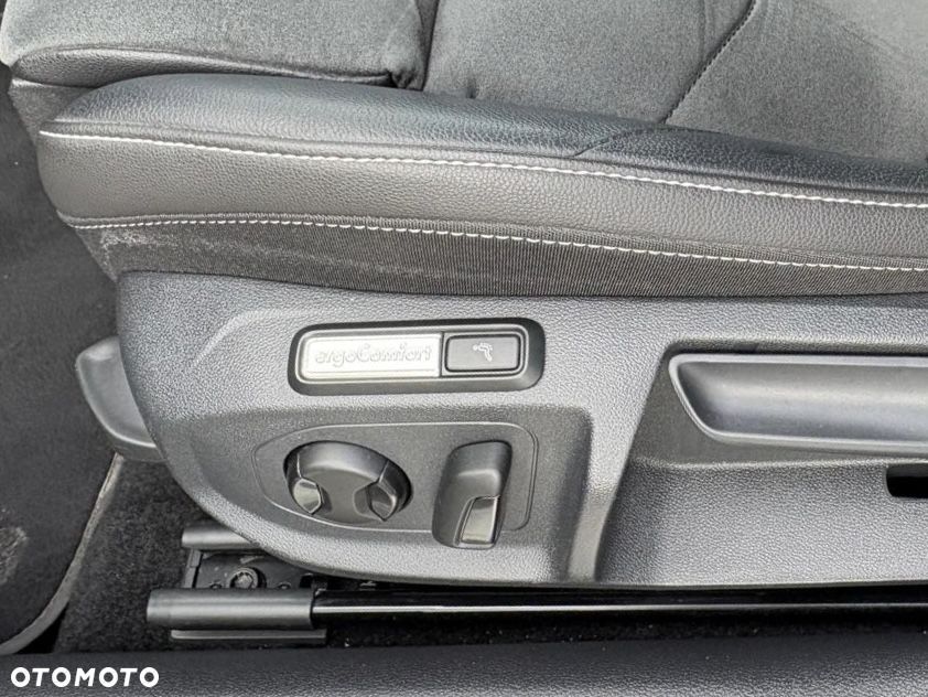 Volkswagen Arteon 2.0 TDI Elegance DSG - 17