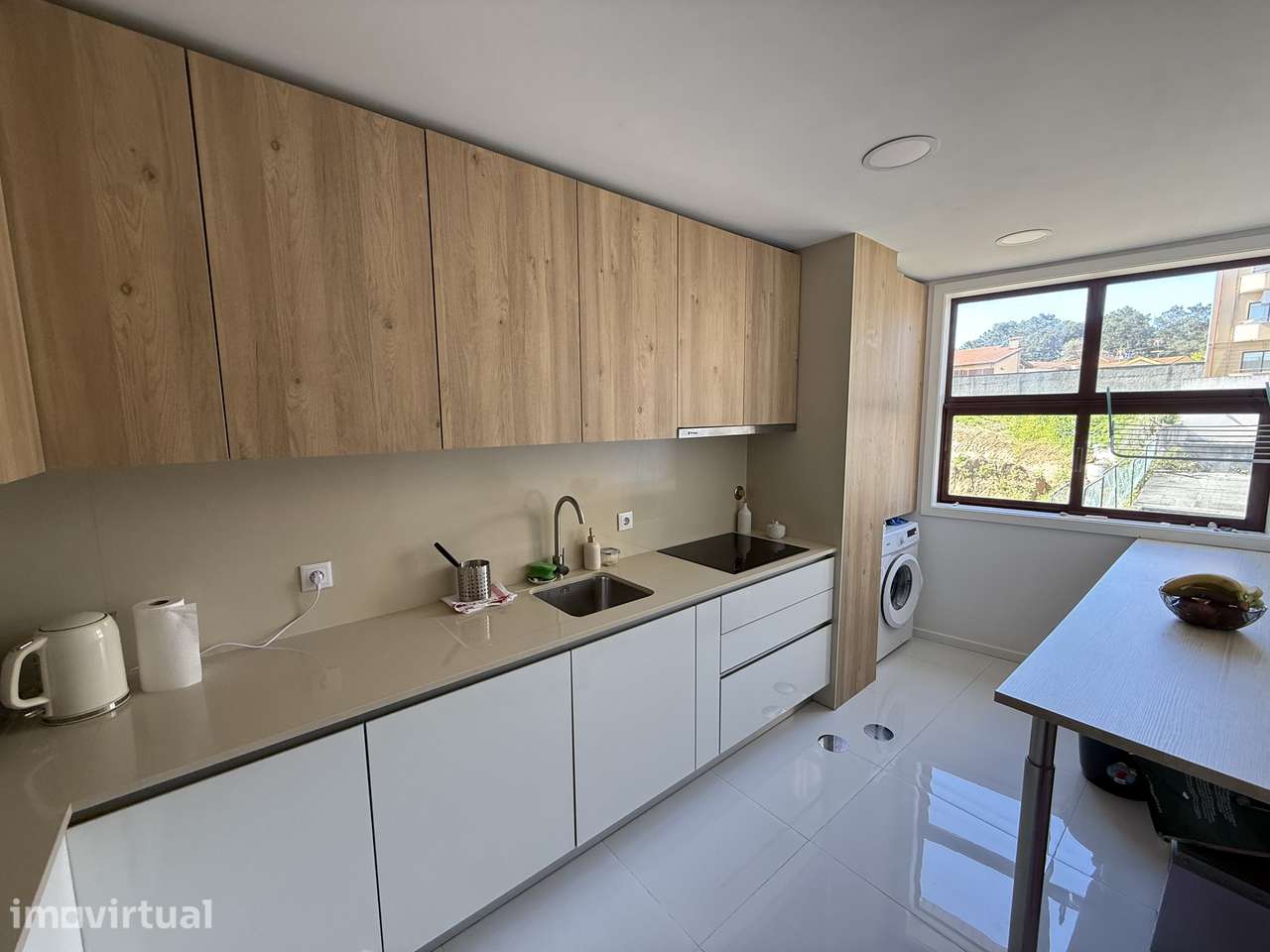 Apartamento T2+1 C/Garagem Fechada em Valadares - Grande imagem: 2/23