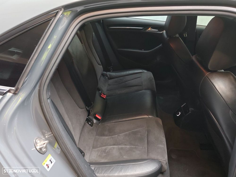 Audi A3 Limousine 2.0 TDI S tronic S line Sport Pack - 22