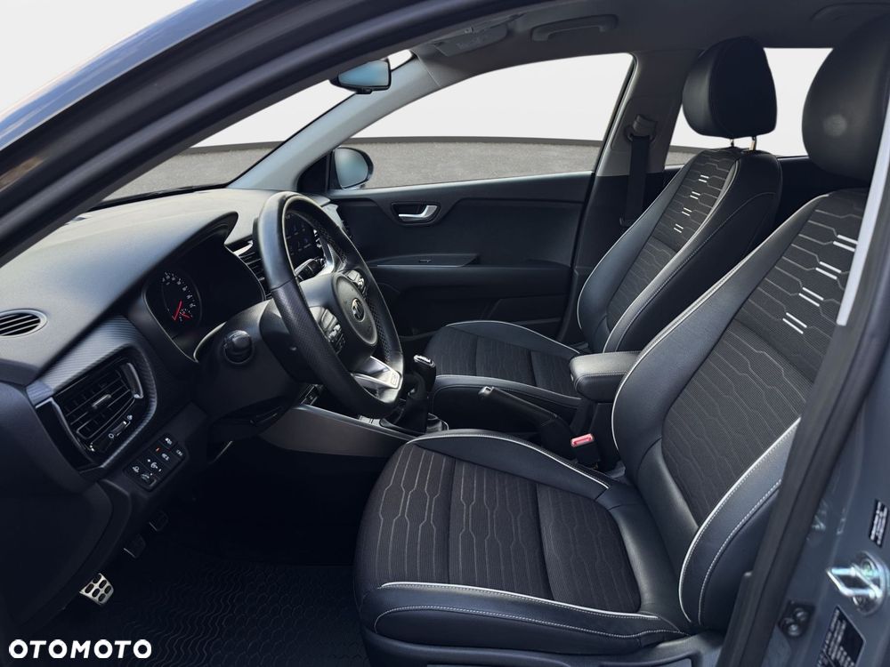 Kia Stonic - 28