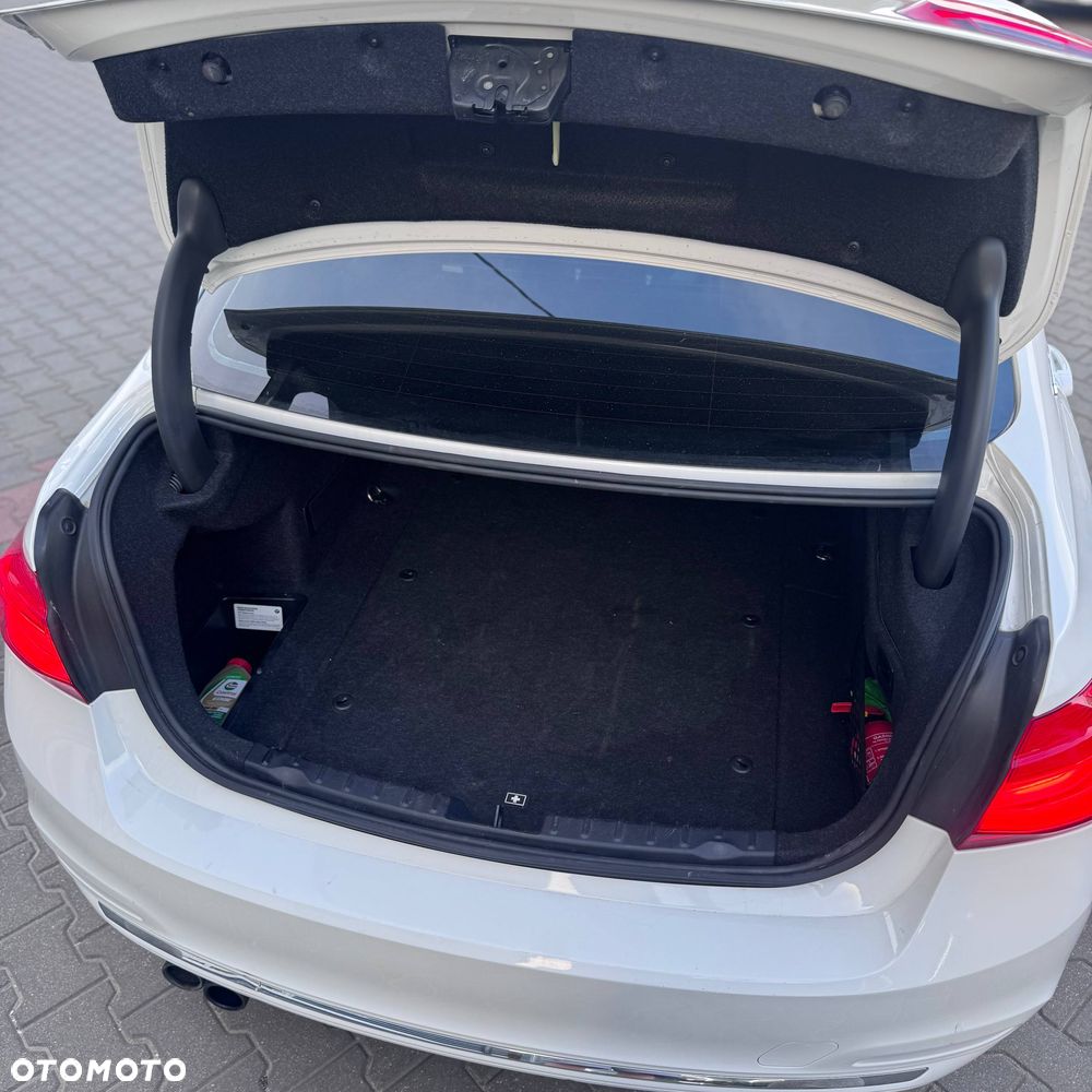 BMW Seria 3 - 16