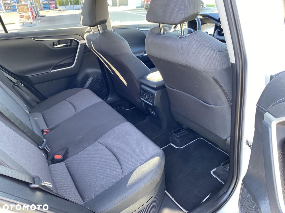 Toyota RAV4 - 22