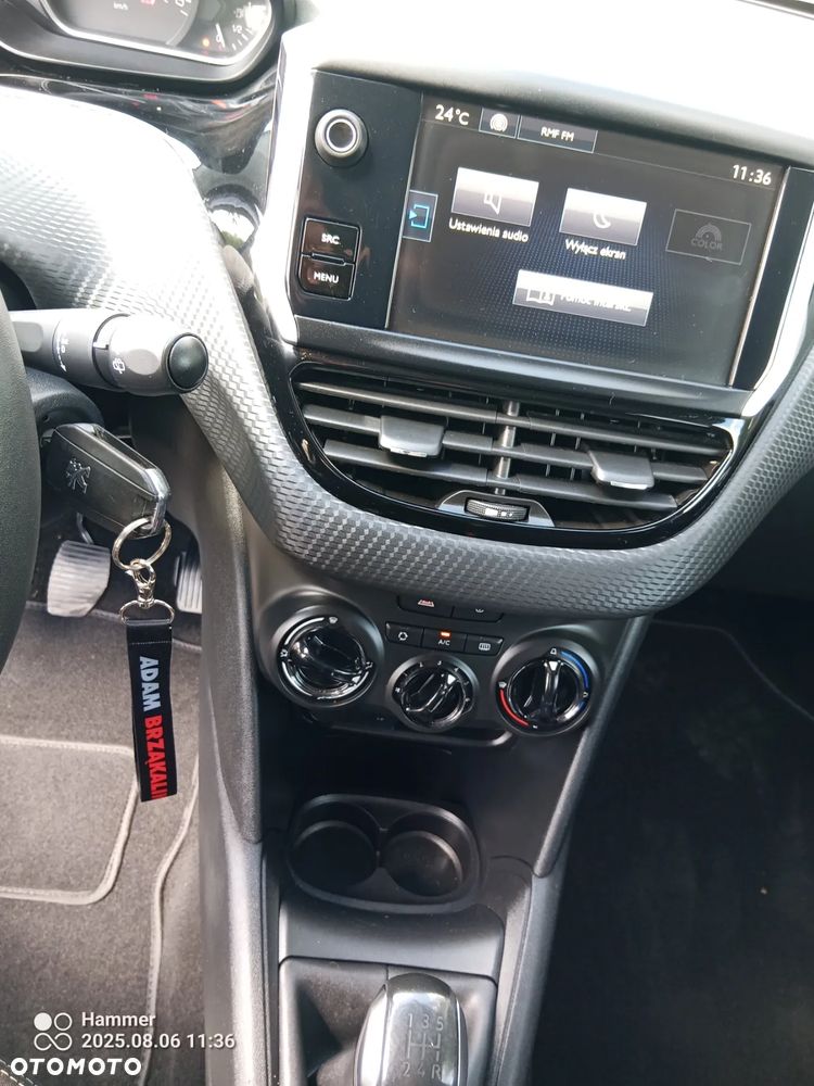 Peugeot 208 1.2 PureTech Style - 17