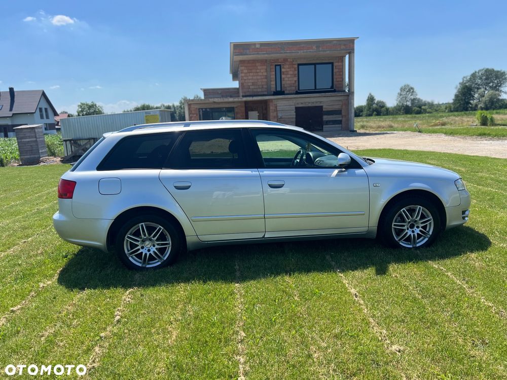 Audi A4 Avant 2.0 TDI - 7
