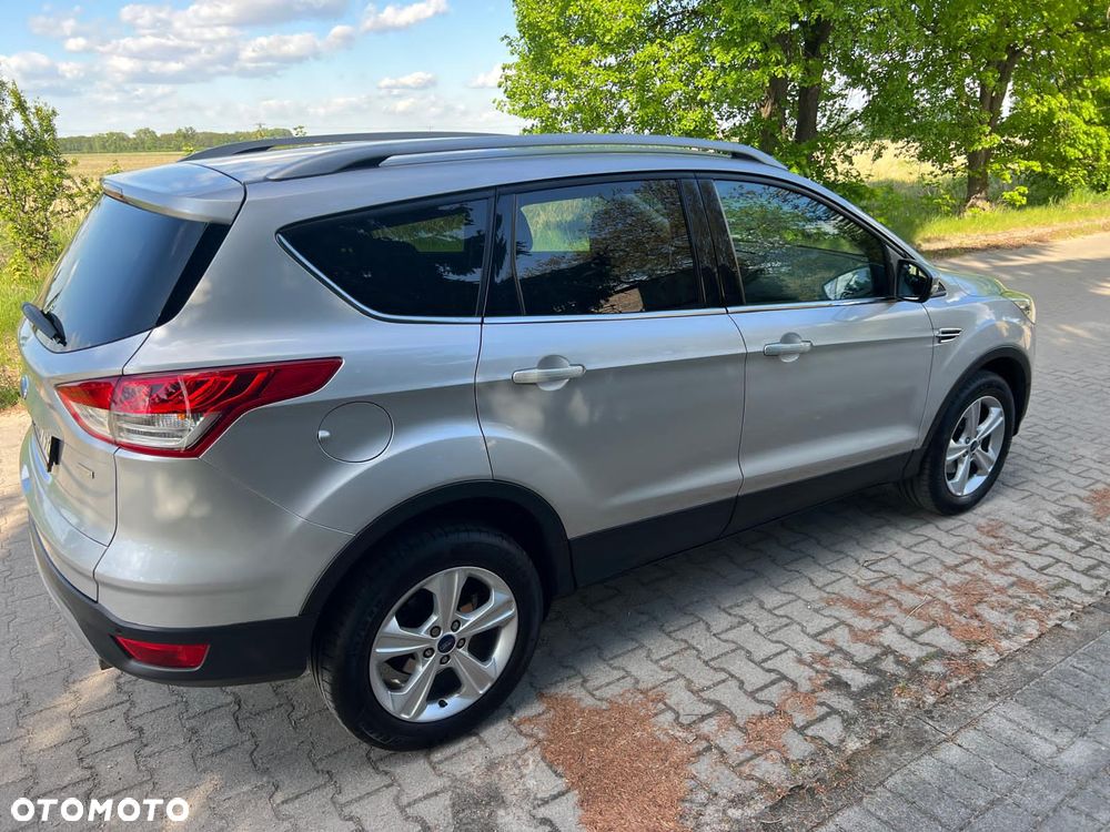 Ford Kuga 1.5 EcoBoost 2x4 Titanium - 19