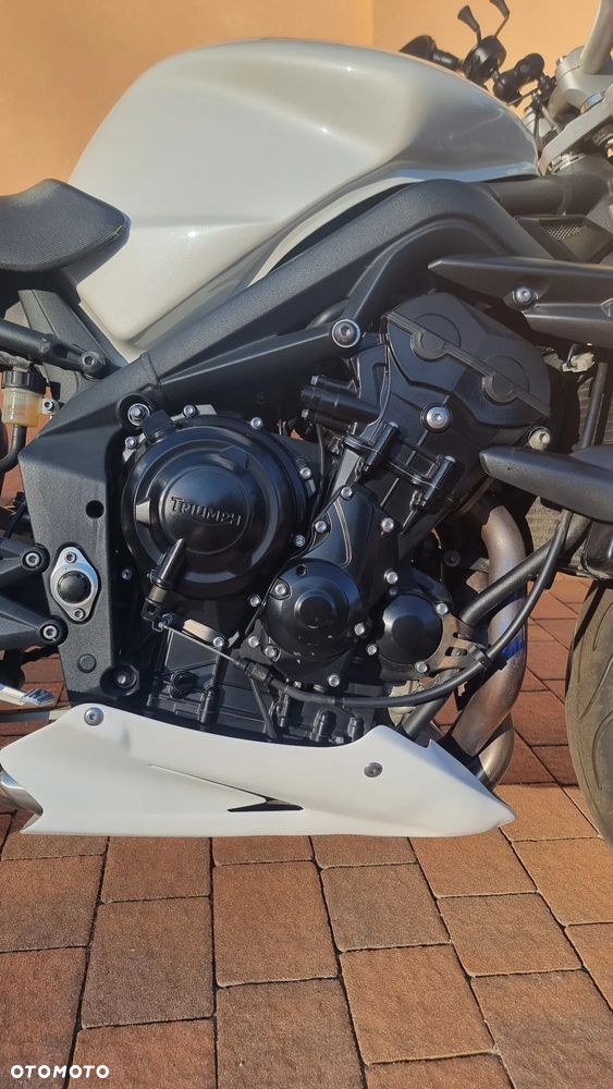 Triumph Street Triple - 7