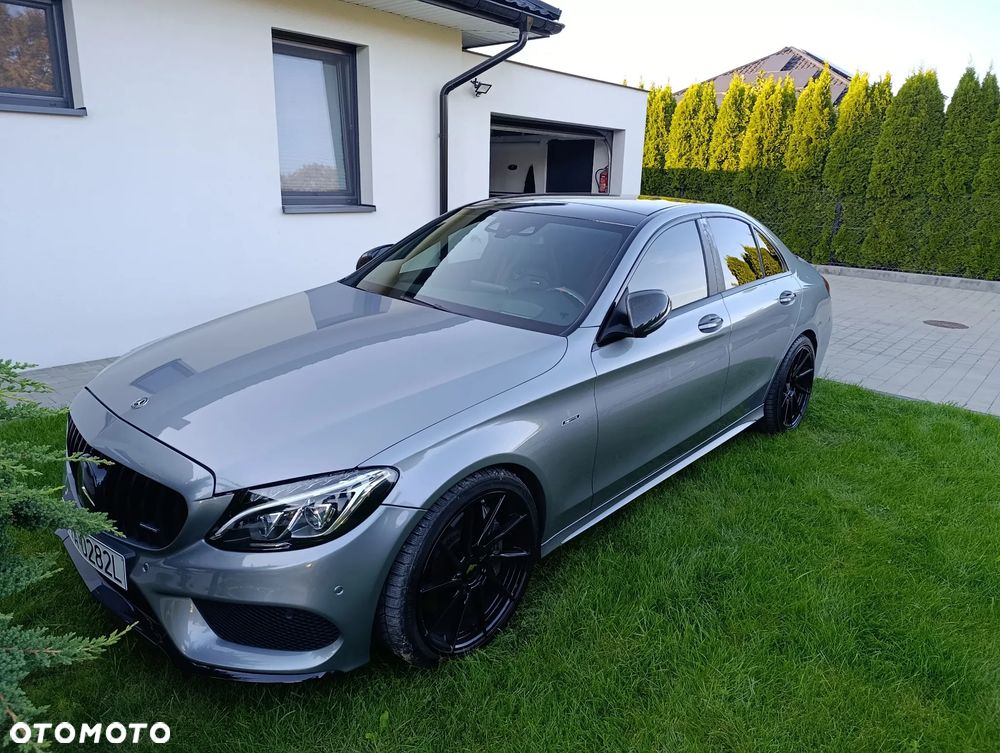 Mercedes-Benz Klasa C 450 AMG 4-Matic 7G-TRONIC - 33
