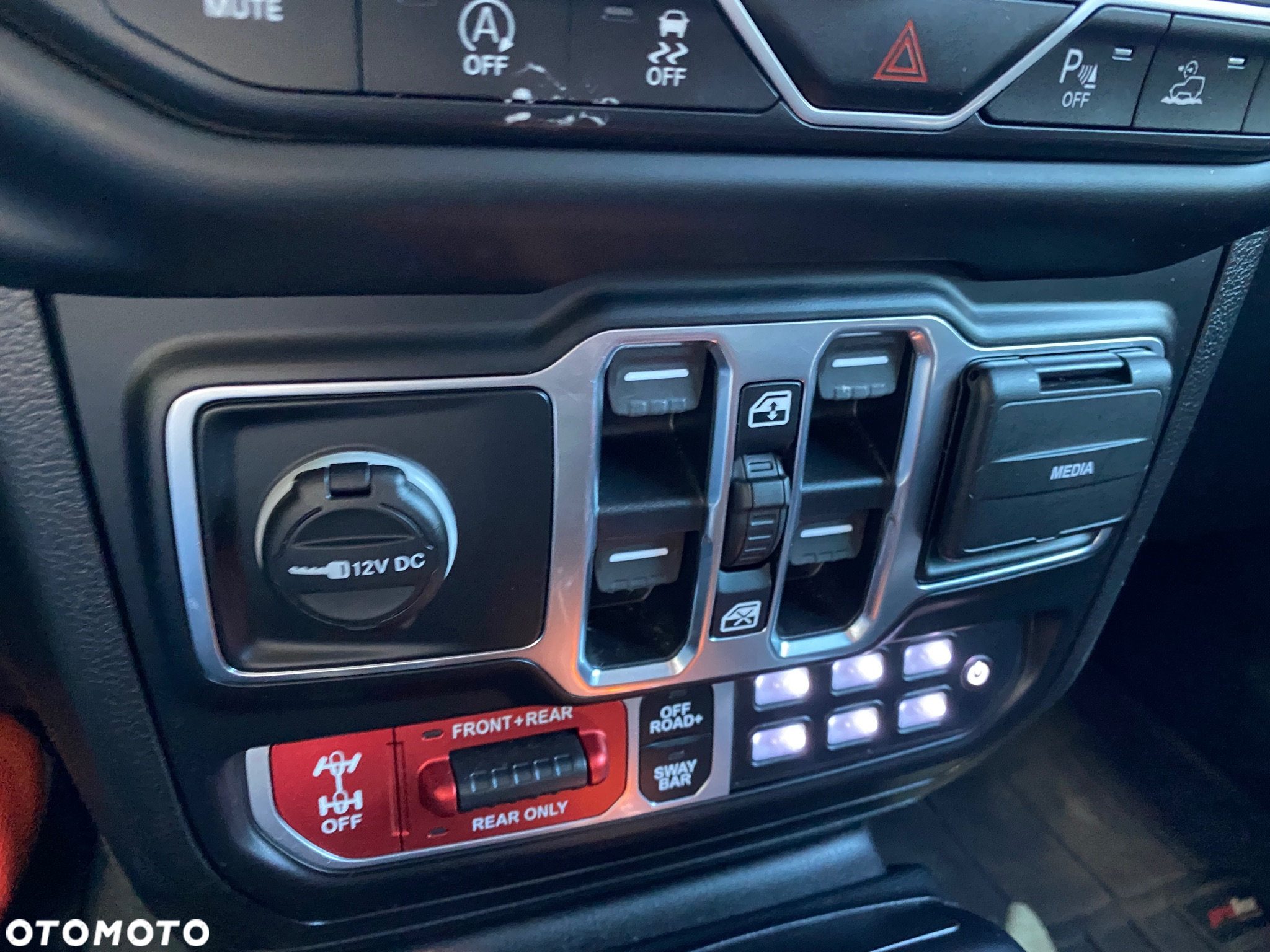 Jeep Gladiator - 14