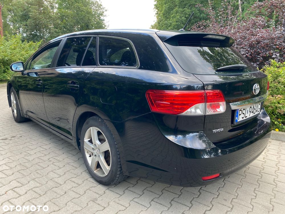 Toyota Avensis Touring Sports 1.8 Multidrive S Comfort - 4