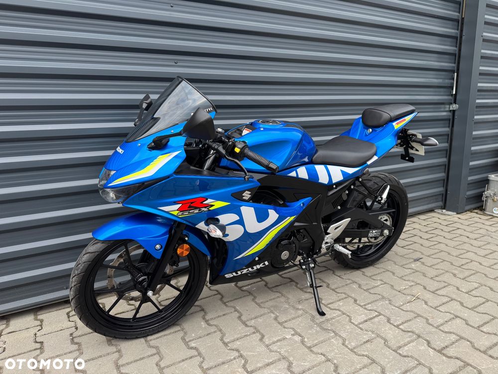 Suzuki GSX-R - 3