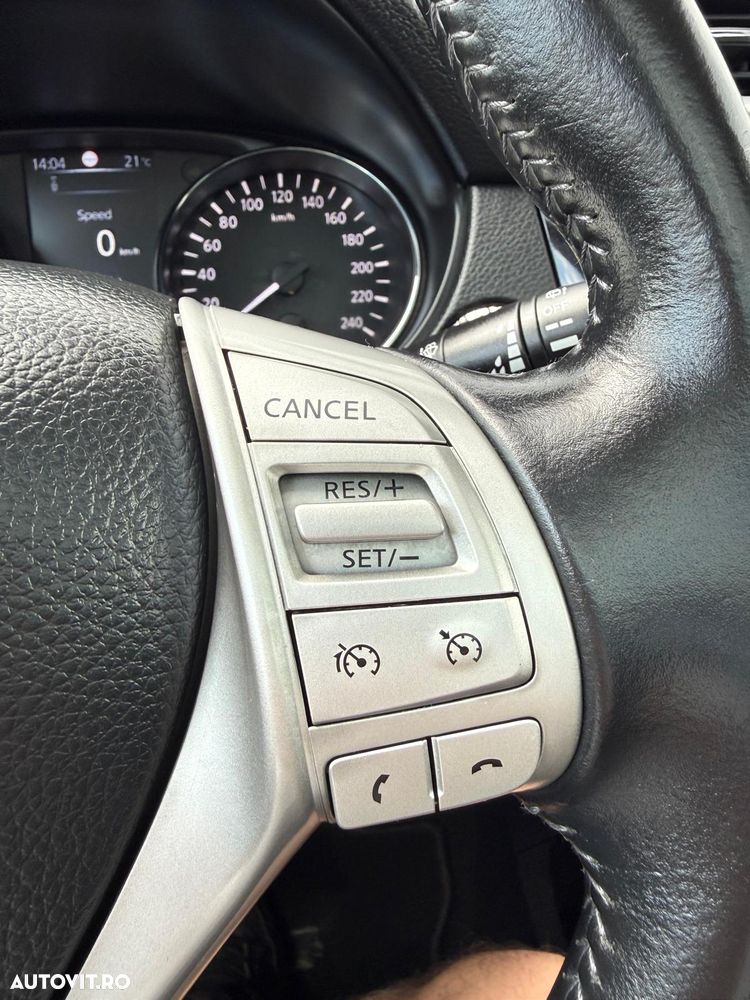 Nissan Qashqai 1.5 DCI N-Connecta - 19
