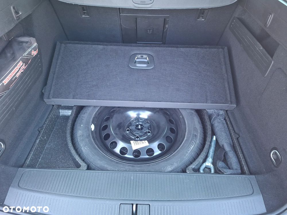 Opel Astra 1.7 CDTI DPF 150 Jahre - 12