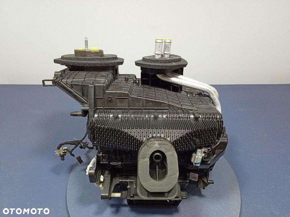 FORD MUSTANG MACH-E NAGRZEWNICA - 12