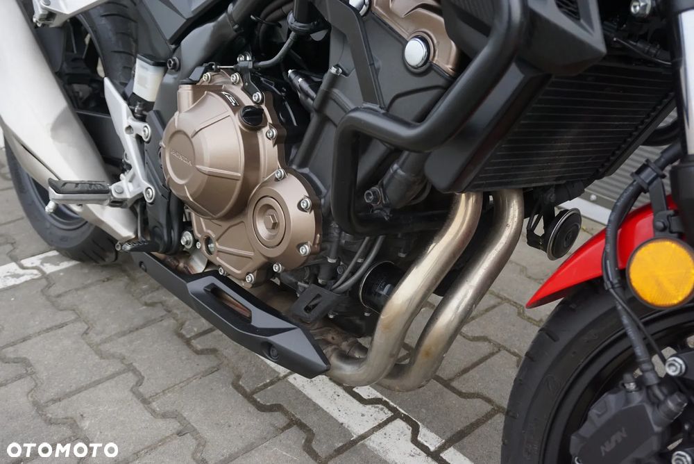 Honda CB - 11
